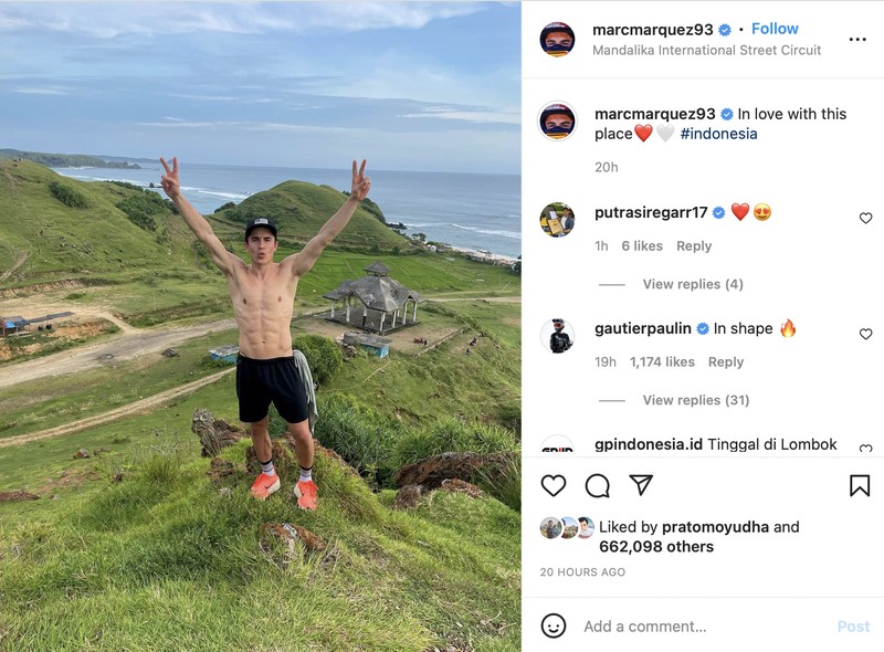 Rutinitas para pembalap MotoGP yang menjalani tes pramusim di Sirkuit Mandalika, Nusa Tenggara Barat.