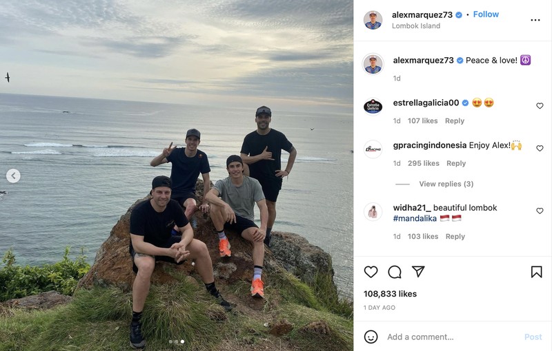 Rutinitas para pembalap MotoGP yang menjalani tes pramusim di Sirkuit Mandalika, Nusa Tenggara Barat.