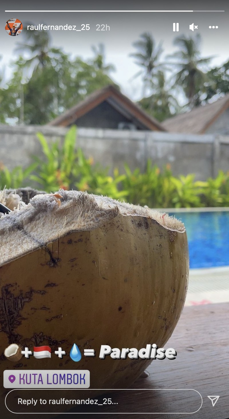 Rutinitas para pembalap MotoGP yang menjalani tes pramusim di Sirkuit Mandalika, Nusa Tenggara Barat.