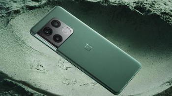 4. OnePlus 10 Pro yang mengusung Snapdragon 8 Gen 1 mendapatkan skor 993.519. Foto: dok. OnePlus