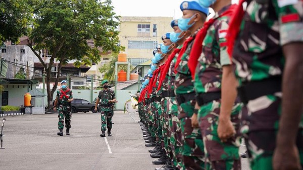 Pangdam Pattimura Lepas Satgas Konga XXIII-P/UNIFIL ke Libanon