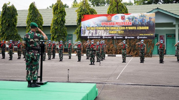 Sebanyak 179 prajurit Satgas Yonmek TNI Konga XXIII-P/UNIFIL diberangkatkan ke Libanon. Upacara pelepasan dipimpin oleh Pangdam Pattimura.