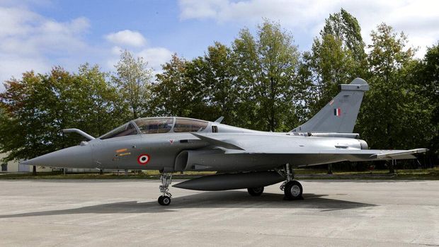 Kementerian Pertahanan (Kemhan) melakukan penandatanganan kontrak kerja sama pembelian 6 pesawat tempur generasi 4,5, Dassault Rafale. Jet tempur tersebut merupakan buatan Prancis.