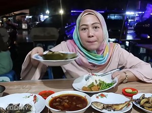 Raos Pisan! Ini 5 Warung Sunda Favorit Shanty Denny