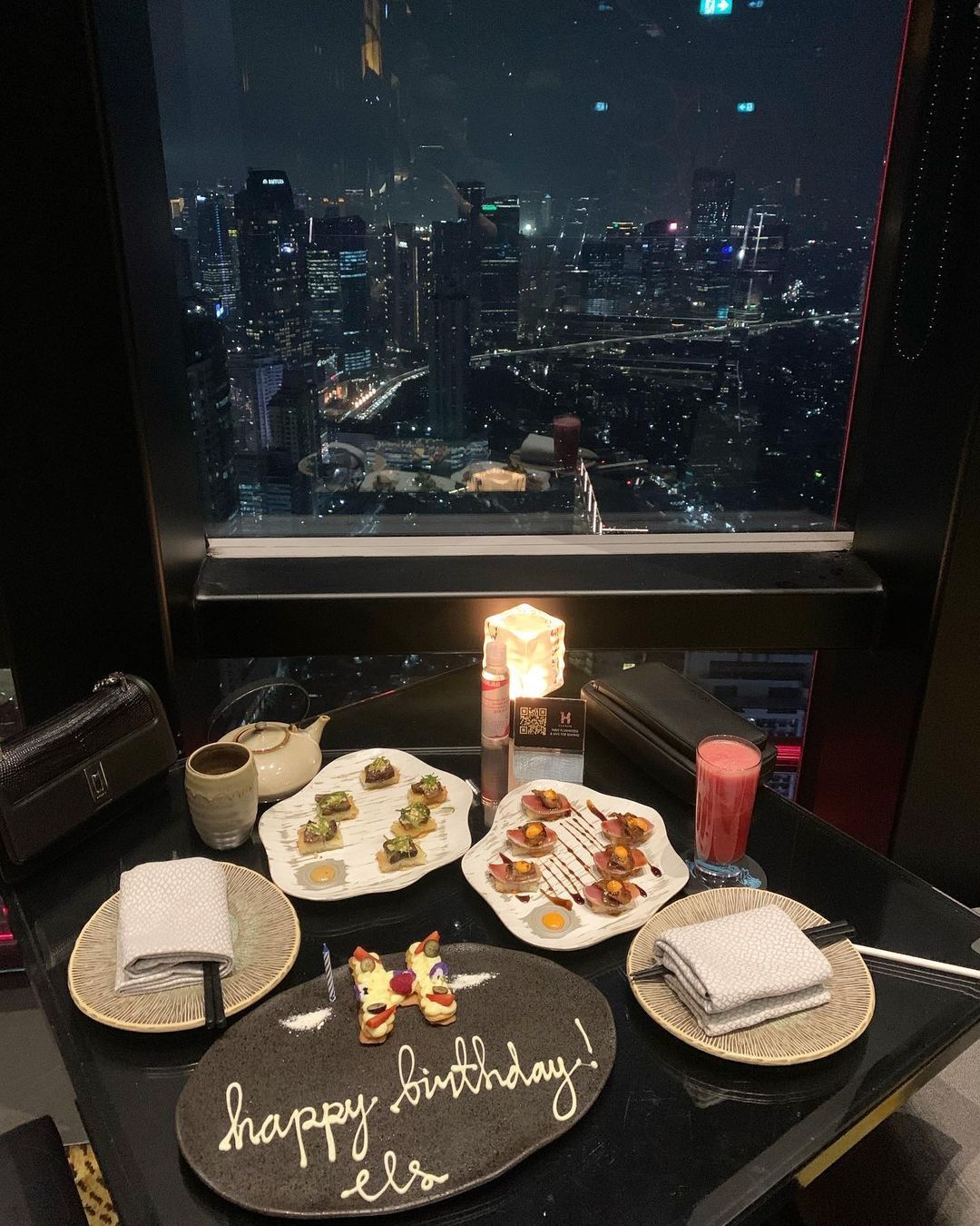 5 Kafe Rooftop dengan Suasana Romantis, Cocok untuk Rayakan Valentine!