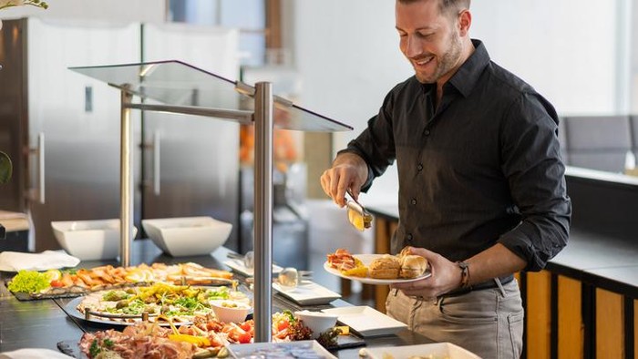 7 Tips Makan di Resto All You Can Eat Supaya Maksimal dan Tak Rugi