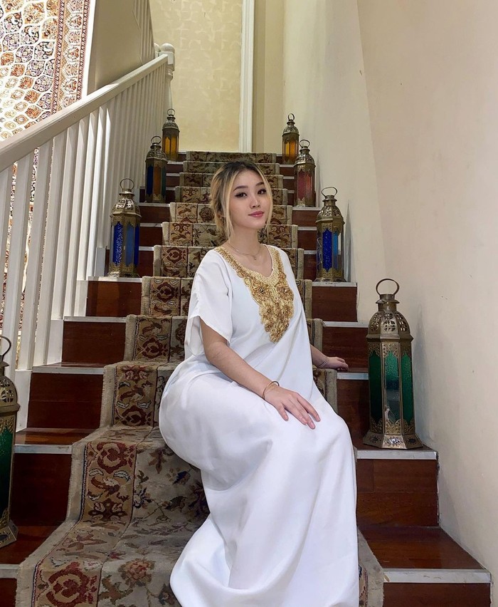 Anastasya Khosasih Anastasya Khosasih