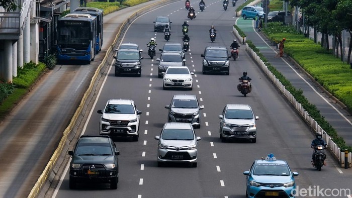 Gubernur DKI Jakarta Anies Baswedan pamerkan data yang menunjukkan tingkat kemacetan Jakarta menurun. Lantas seperti apa arus lalu lintas di Jakarta pagi ini?