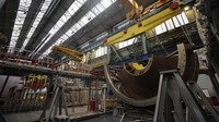 Penampakan turbin nuklir yang terlihat di area GE Steam Power System yang berada di kawasan Belfort, Prancis Timur, Kamis (10/2/2022).