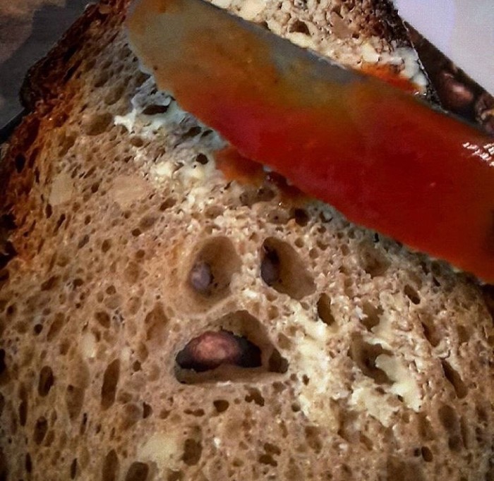 Galeri Makanan Kocak 10 Makanan Ini Bentuknya Kocak, Ada Pizza Emergency hingga Paprika Teriak