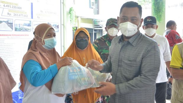 Gus Yani terjun ke lokasi Banjir