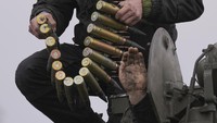 Terkait latihan militer bersama, pemerintah Rusia dan Belarusia belum mengungkapkan berapa banyak tentara yang berpartisipasi dalam latihan itu. Namun, Amerika Serikat mengatakan Rusia berencana untuk mengirim 30.000 personel tentara ke beberapa wilayah di bekas Uni Soviet tersebut. AP Photo/Vadim Ghirda.  