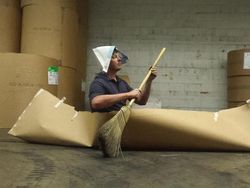 Kocak! Begini Jadinya Kalau Kelamaan Menghabiskan Waktu di Kantor