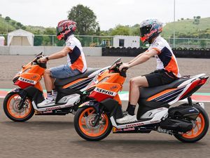 Racing Abis! Simak Modifikasi Vario 160 Edisi Khusus Marquez dan Espargaro di Mandalika