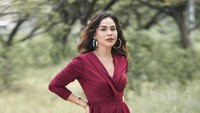Melaney Ricardo tampak lebih langsing dari sebelumnya. Foto: Instagram @melaney_ricardo