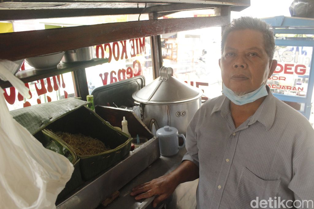 Mi kocok Cepay, mi kocok bandung