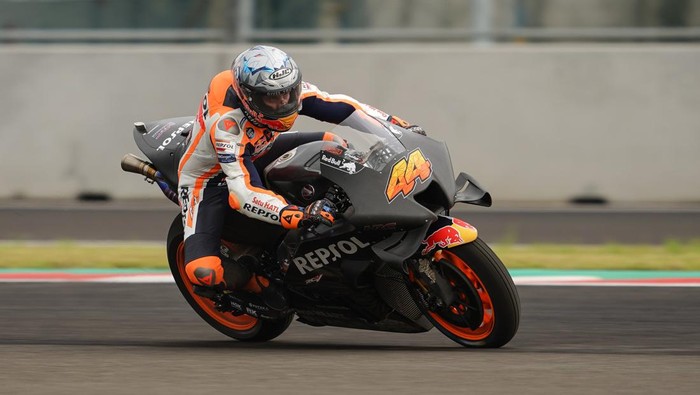 Pol Espargaro jadi yang tercepat hari pertama tes pramusim MotoGP Mandalika, Jumat (11/2/2022).