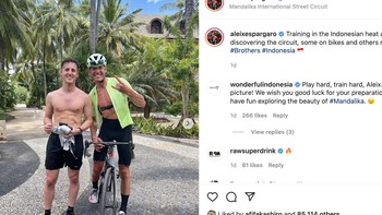 12. Aleix Espargaro: Foto Aleix telanjang dada ini meraih 85 ribu Like. Foto: Instagram