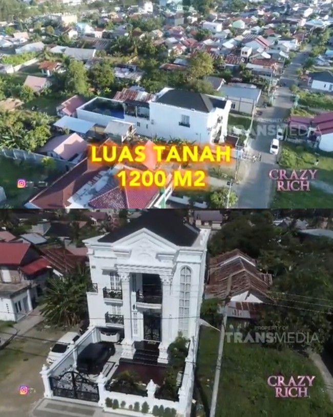 Berkat kesukseannya tersebut, ia bisa membangun rumah bak istana. Shella membangun rumah mewah seluar 1.200m². Program acara Crazy Rich Transtv menjadi yang pertama mendapatkan kesempatan mereview rumah milik Shella Saukia. Dan dia dijuluki sebagai crazy rich Banda Aceh. Foto: Dok. Youtube Trans TV Official.