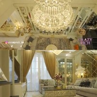 Shella Saukia menceritakan bagaimana awal dirinya berbisnis hingga kini sukses. Dia memulainya bersama sang suami Achmad Fitra dengan berjualan baju muslim yang dibuat orang lain. Pada saat itu, suami Sheila bertugas menyetrika dan menjadi juru foto untuk katalog jualan mereka. Pernah pada suatu hari, ketika sedang foto katalog jualan di depan rumah tetangga, keduanya sempat diusir.  Foto: Dok. Youtube Trans TV Official.