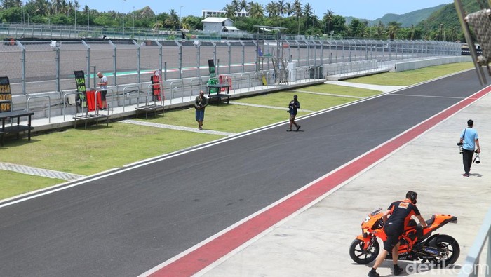 Sirkuit Mandalika, tes hari pertama MotoGP Mandalika, Jumat (11/2/2022).