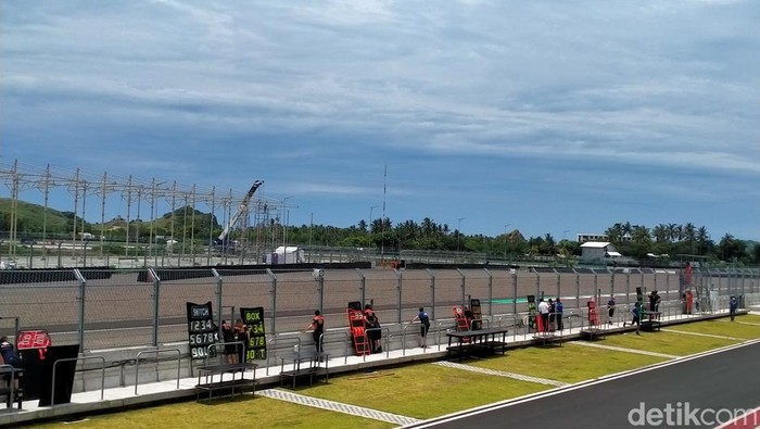 Sirkuit Mandalika, tes hari pertama MotoGP Mandalika, Jumat (11/2/2022).