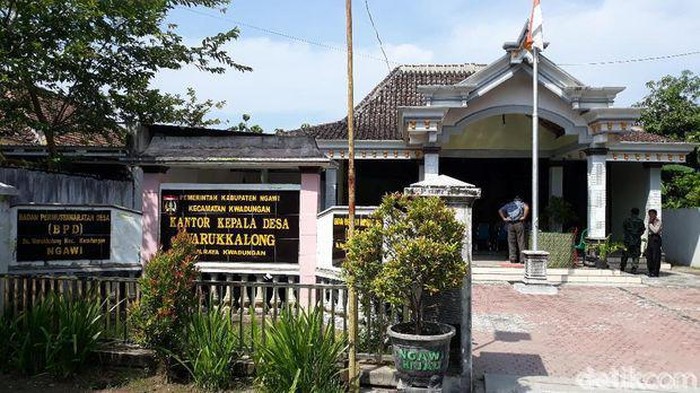 air di dua dusun di ngawi asing