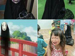 Aksi Bocah yang Terabadikan Kamera Bikin Ngakak