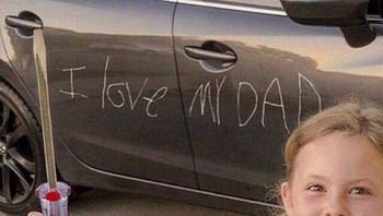 Duh kira-kira ayahnya marah nggak ya... Foto: Kids in Predicaments