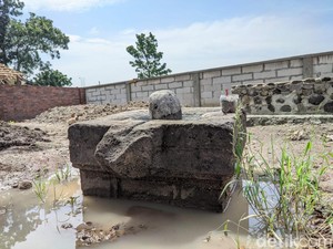 Batu Lingga Yoni di Ponorogo dan Mitosnya