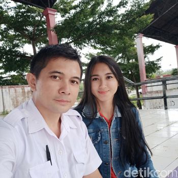 Foto keluarga Vinda Virginia dan Erwin Pangaila.