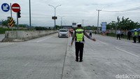 Kasat Lantas Polresta Bandung, Kompol Rislam Harfia mengatakan, kegiatan Ganjil Genap di Kabupaten Bandung dilaksanakan Jumat, Sabtu dan Minggu. Kata dia, pada Jumat dilakukan sore dan Sabtu-Minggu dilakukan pagi dan sore.