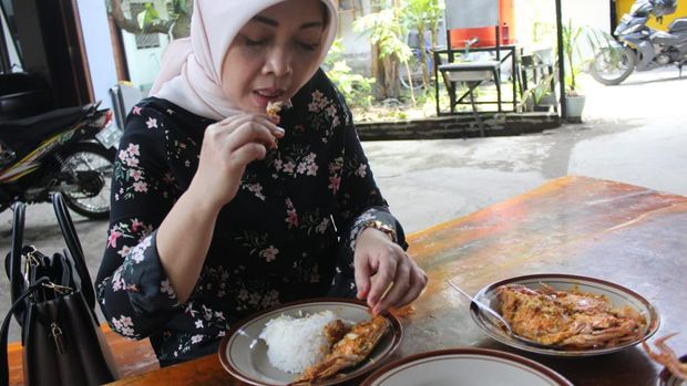 Pedas gurih kare rajungan yang menggoyang lidah