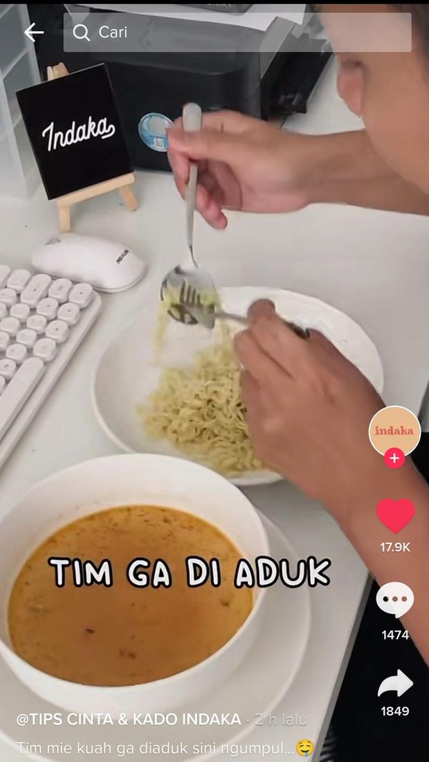 Makan Mie Instan Kuahnya Dipisah, Netizen: Melawan Takdir