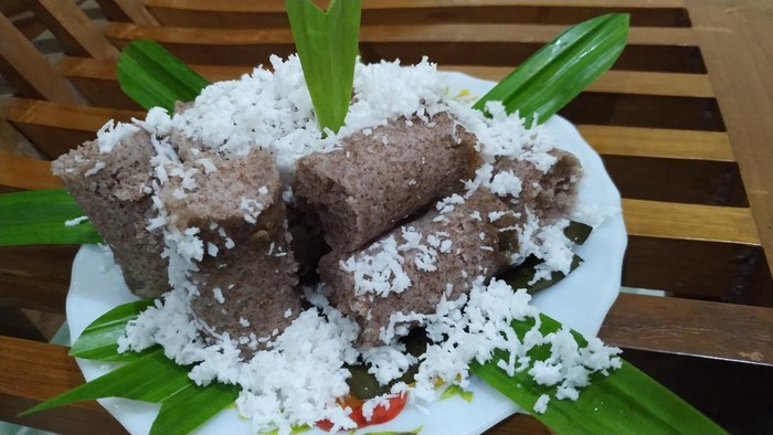 Putu Manis di Blitar