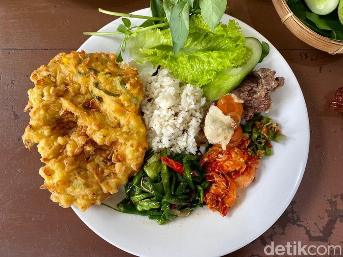 Saung H Amir Saung H Amir