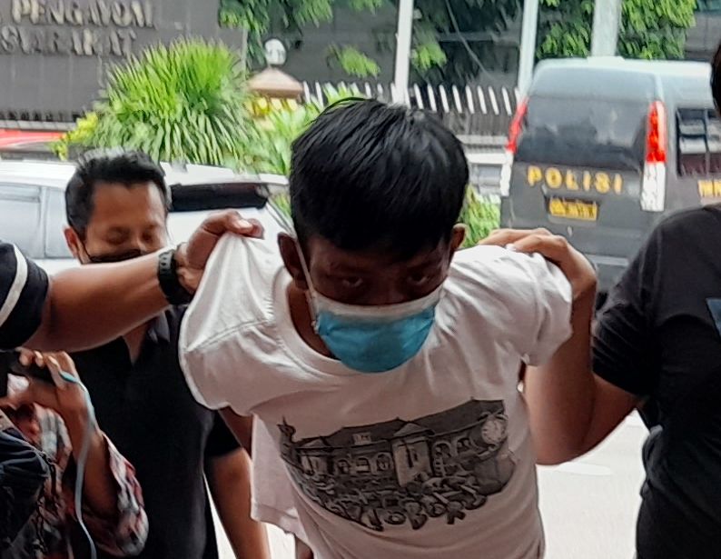 Tampang pembunuh pria di TPU Kober, Jaksel (Marteen-detikcom)