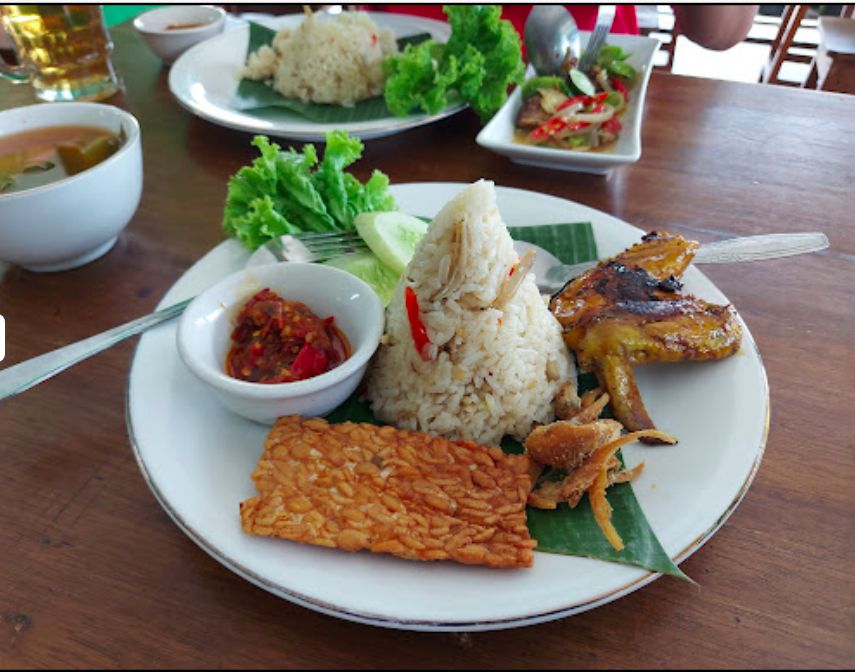 Tempat makan nasi liwet enak