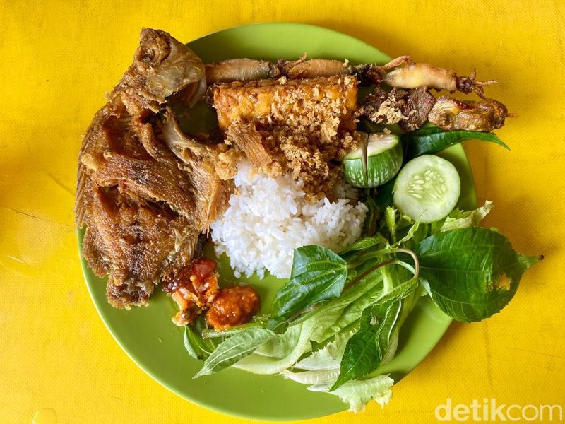 Warung Nasi Urang Sunda