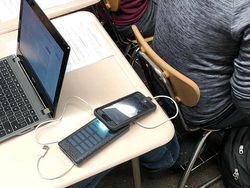 10 Tingkah Kocak Perkara Gagal Paham Teknologi