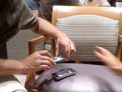 10 Tingkah Kocak Perkara Gagal Paham Teknologi