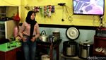 Beda Usia 20 Tahun, Bos Warteg Ini Viral Usai Nikahi Pegawainya