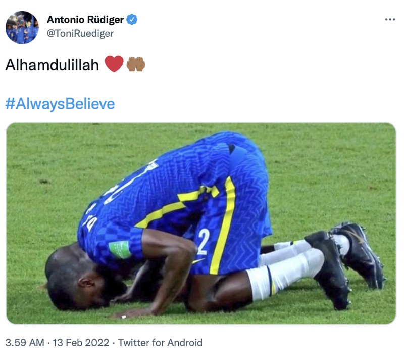 Chelsea baru saja menjuarai Piala Dunia Antarklub hingga linimasa dipenuhi fans London Biru.