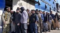 Dalam beberapa gugatan hukum di AS, sekelompok korban memenangkan penilaian default terhadap Al-Qaeda dan Taliban yang saat itu melindungi kelompok teroris tersebut. Namun, mereka gagal mendapatkan ganti rugi apapun. Sekarang, mereka akan memiliki kesempatan untuk menggugat akses terhadap aset Afghanistan. Sementara itu, dana yang disalurkan untuk bantuan kemanusiaan Afghanistan, sebut seorang pejabat senior AS yang enggan disebut namanya, akan dikelola dengan cara-cara yang tidak perlu melibatkan pemerintah Taliban.