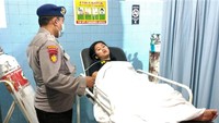 Sementara itu, Hery mengatakan 9 orang warga yang selamat masih menjalani perawatan dan observasi di Puskesmas Ambulu.