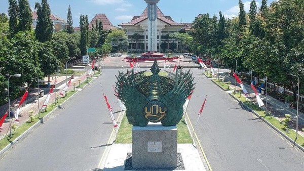 Profil Universitas Negeri Yogyakarta: Sejarah hingga Daftar Fakultas