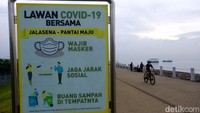 Tak sedikit warga yang masih berolahraga di luar rumah meski kasus COVID-19 di Jakarta mengalami peningkatan imbas penyebaran varian Omicron yang lebih mudah menular.
