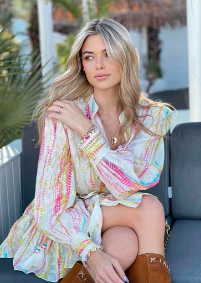 Punya fitur wajah cantik, rambut pirang, siapa yang tidak naksir dengan Marta Vincenzi. Luca bahkan pernah mengatakan ingin hidup selamanya dengan dengan Marta. Foto: dok. Instagram