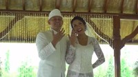 Kini, Aldico Sapardan dan Melanie Putria resmi menjadi suami dan istri. Foto: dok. Channell YouTube Melanie Putria