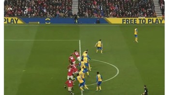 Gol Cristiano Ronaldo yang dianulir gegara semua pemain MU berada di area offside. Bagaimana bisa?  Foto: Twitter